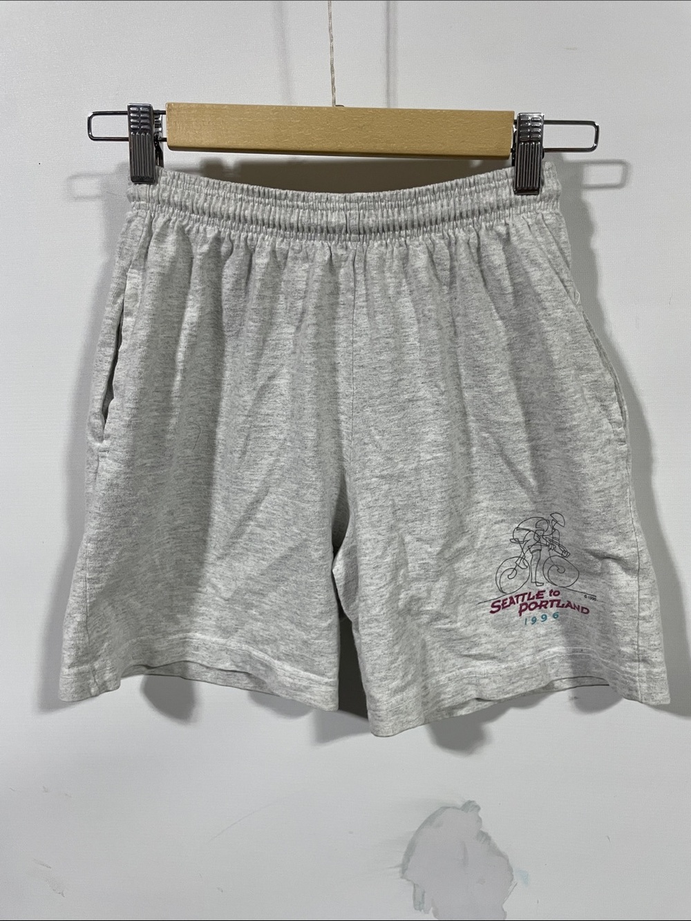 Vintage 1996 Seattle to Portland bike race Gray Shorts with Elastic Waistband